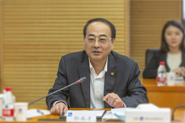 中国信保与中国中车集团有限公司签署《专项合作协议》